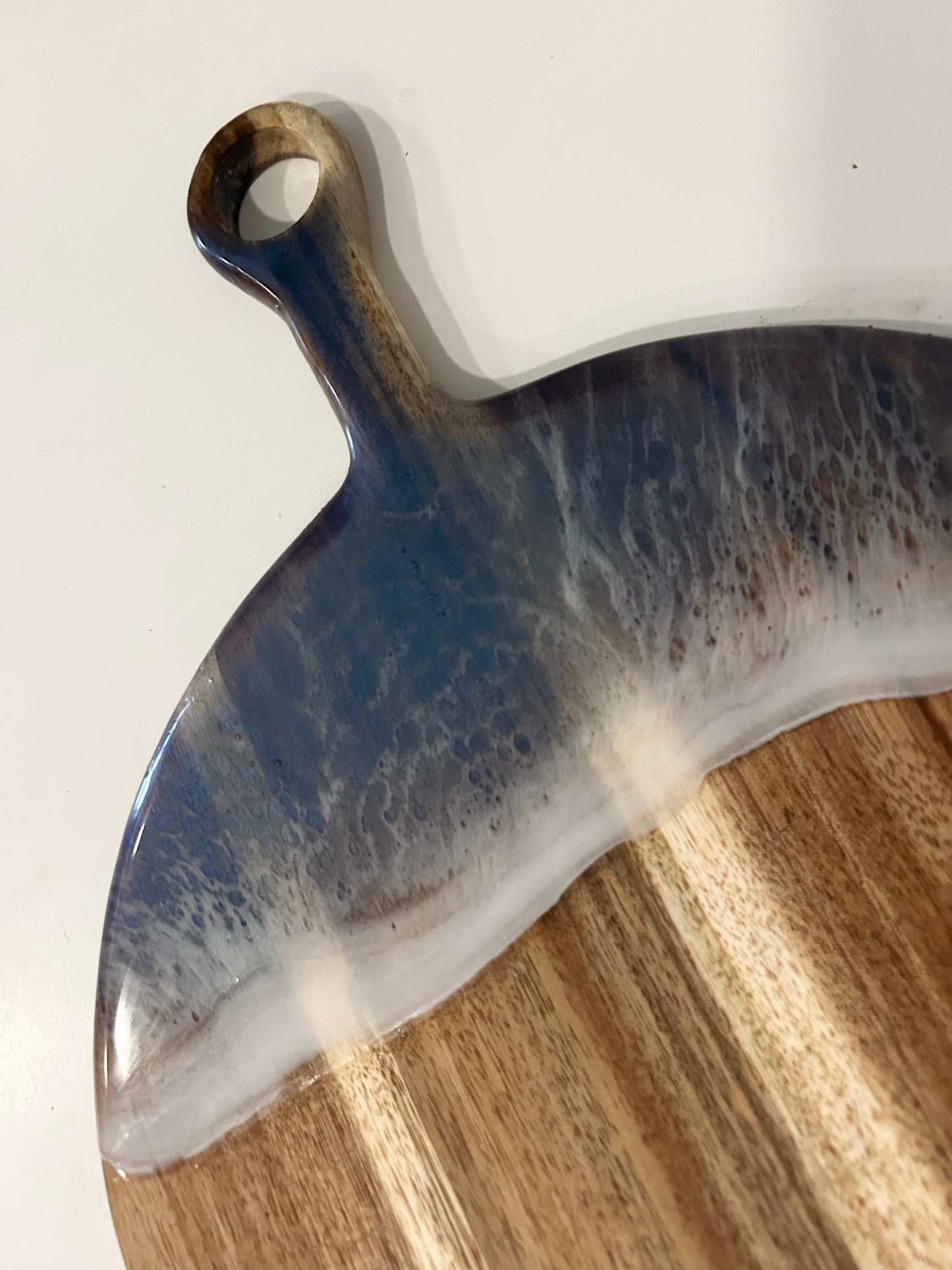 Round Ocean Wave - Blueblood